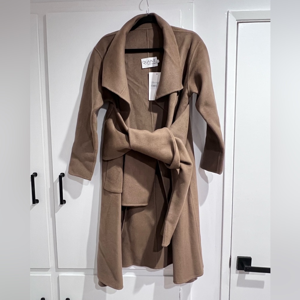 QUAINT ICONIC LARA Cashmere-wool Blend Hood Coat